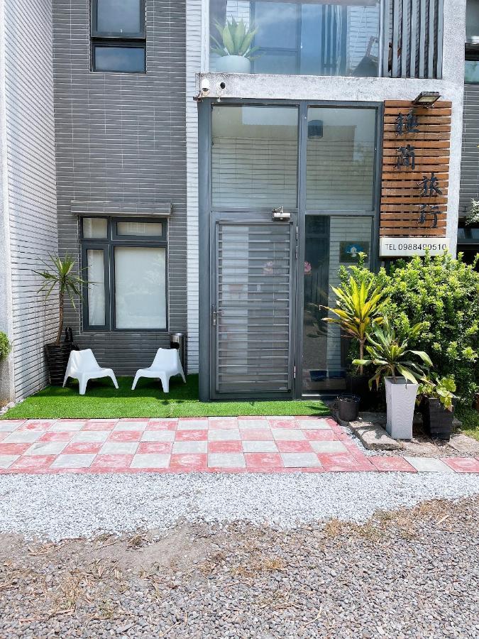 極簡旅行民宿 Simple Travel B&B Wujie Exterior foto